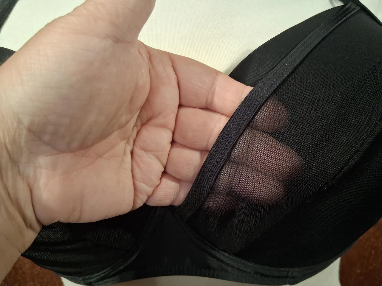 top de bikini negro bonito con espalda y cierre de cuello 48-50 – photo 2